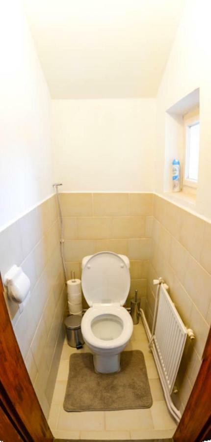 Apartmany Pod Klasterem Kraliky Exterior photo